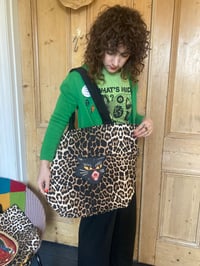 Image 5 of Black cat patch leopard large lined tote bag