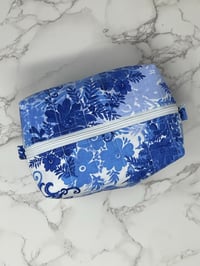 Image 6 of Floral Blue Handmade Boxy Zipper Pouch