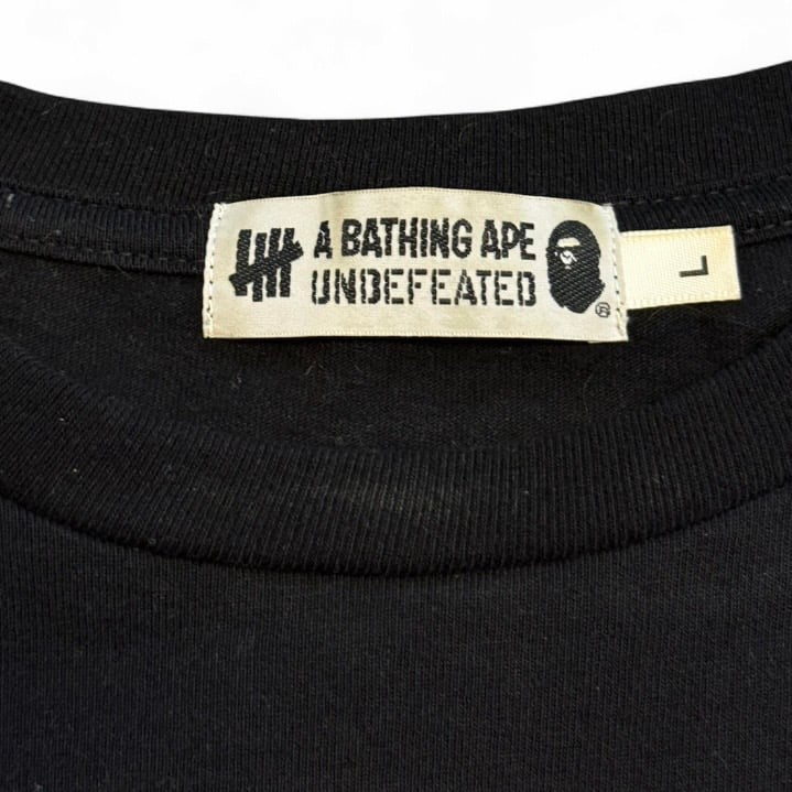 Image of 2000s A Bathing Ape Undefeated Graphic Tee (L)