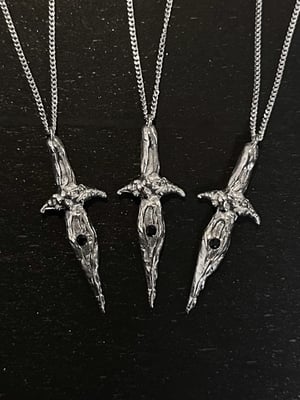 Image of LOKI PATERA - Vorpal Blade Necklace (Black Sapphire)