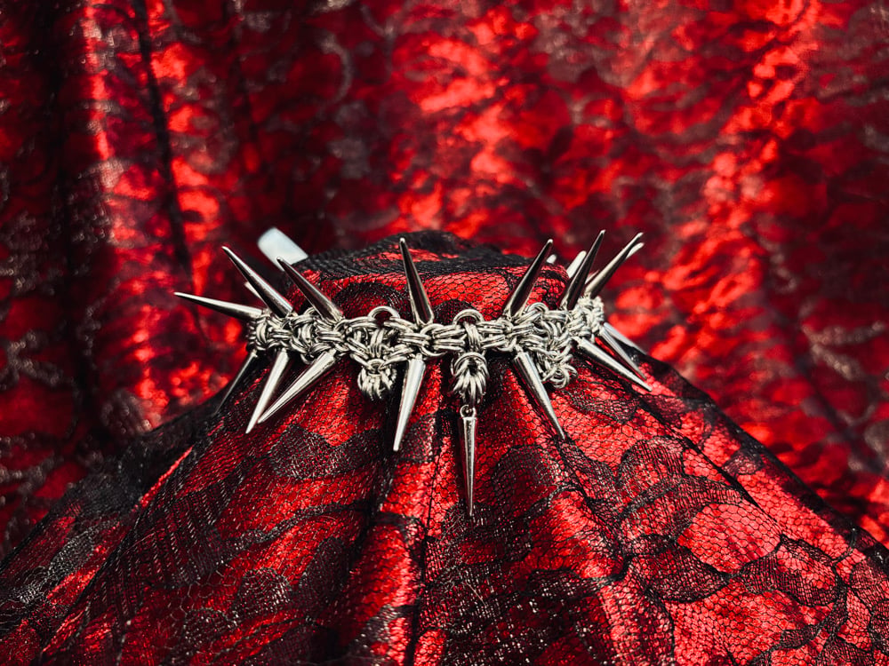 Image of 𝔖𝔱𝔞𝔤 𝔅𝔢𝔢𝔱𝔩𝔢
