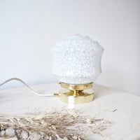 Image 1 of Lampe à poser en verre de Clichy blanc 