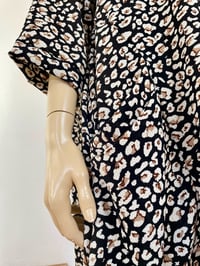 Image 4 of COCO - cocoon dress with pockets; non-stretch fabrics. 