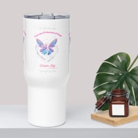 Travel mug with a handle