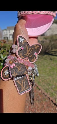 Image 5 of Pink slides with matching 5stack