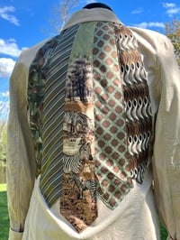 Image 4 of Medium Safari Tie Khaki Jacket