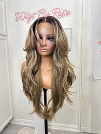 Image 2 of Makenna luxury (ready to ship) 