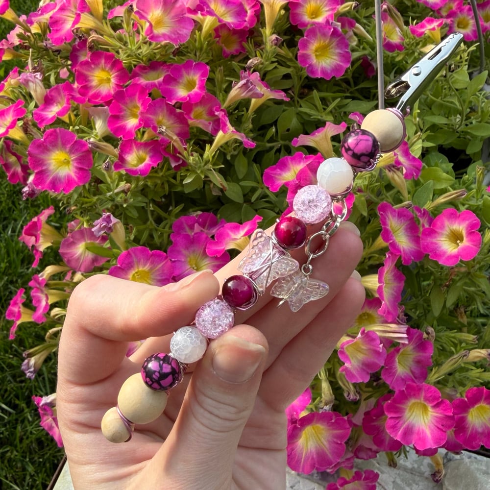 Image of pink lady roach clip