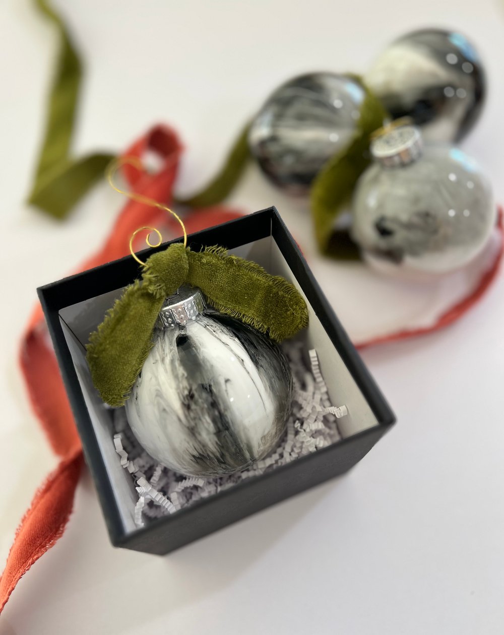 Image of Medium Christmas Ornaments
