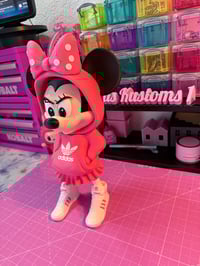 Image 3 of Urban Fly Minnie Mouse