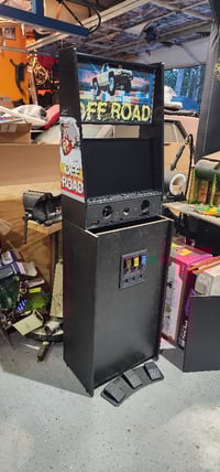 Image 4 of Custom Deluxe Cabinets