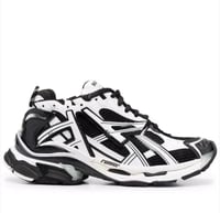 BB RUNNERS - BLACK & WHITE