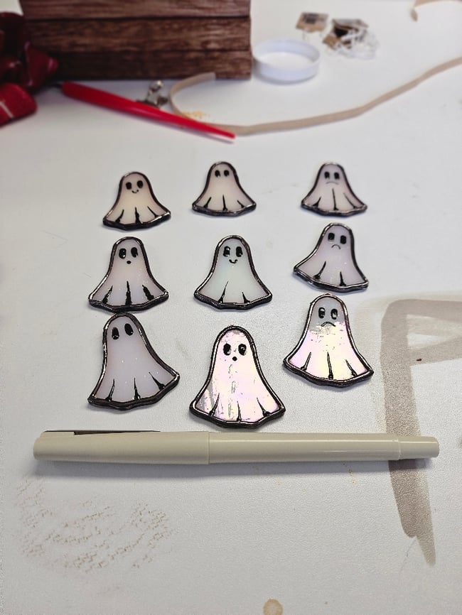 Wee Ghosties (free postage)