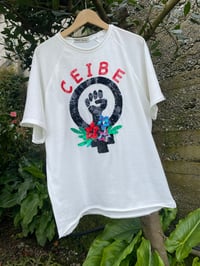 Image 7 of Camiseta bordada a man. CEIBE. Talla M oversize. En STOCK!