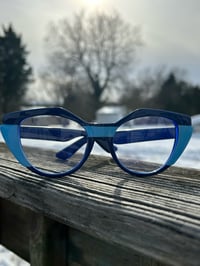 Image 1 of Minty