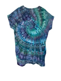 Image 3 of M 100% Cotton Short T-Shirt Dress with Pockets in Mermaid Spiral Ice Dye