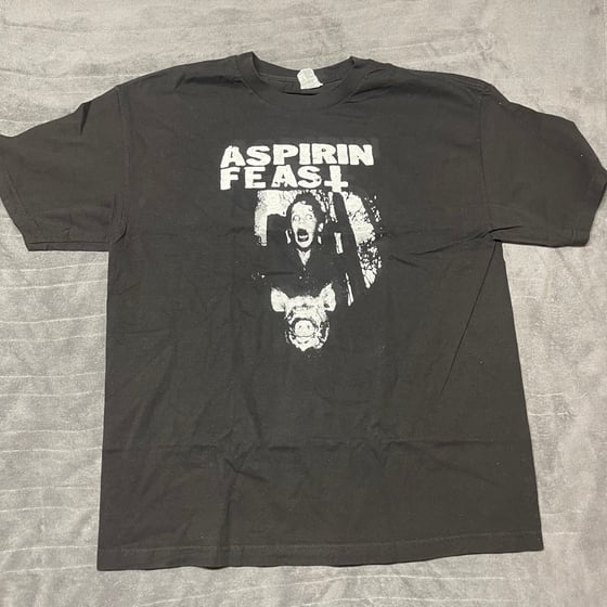 Image of ASPIRIN FEAST (Extra Large)