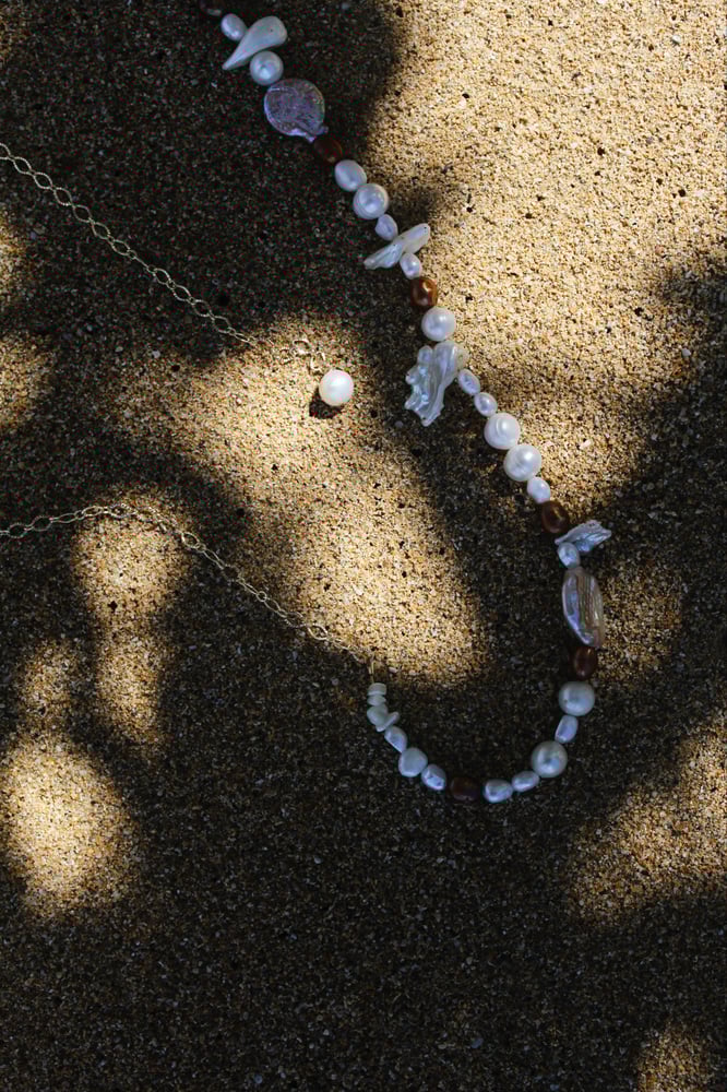 Image of The pearly waist chain 