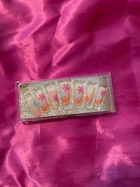 Image 2 of Nails - Long (Flowers)