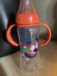 Image 4 of Spanish girls baby bottles 