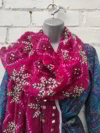 Image 2 of Thassos scarf - Purple Dark beige trim