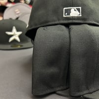 Image 3 of New Era 59Fifty Black-White
