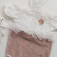 Image 2 of Newborn girls bodysuit Hariette | white and powder pink