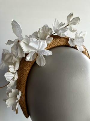 Image of Tan straw padded headband 