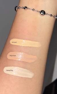Image 1 of Glam by Aariah Concealers