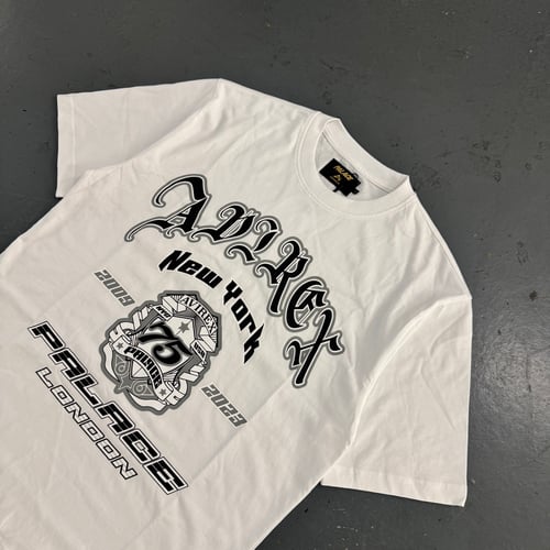 Image of BNWT AW 18 Palace x Avirex T-shirt, size large