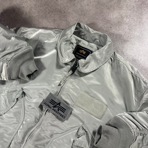 Image of Alpha Industries Cropped Bomber Jacket, Size Large