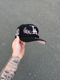 Image 1 of  PINK BRIM BLACK LOS ANGELES DODGERS CUSTOM FITTED CAP