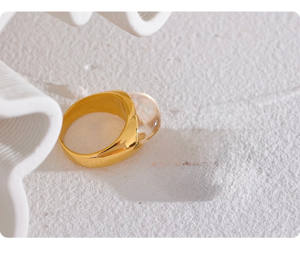 Image of CLARA 18ct Gold Plated Clear Oval Ring 