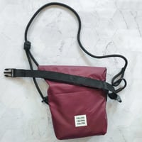 Image 2 of SL Roll-out Crossbody bag Burgundy