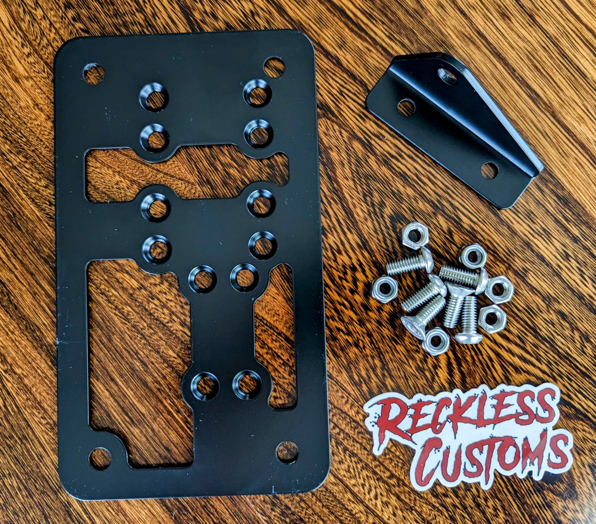 IceBear Maddog Chuckus | Reckless Customs