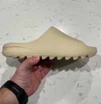 Yeezy Slide “Bone”