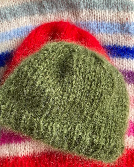 Image of Bonnet en mohair tricoté main