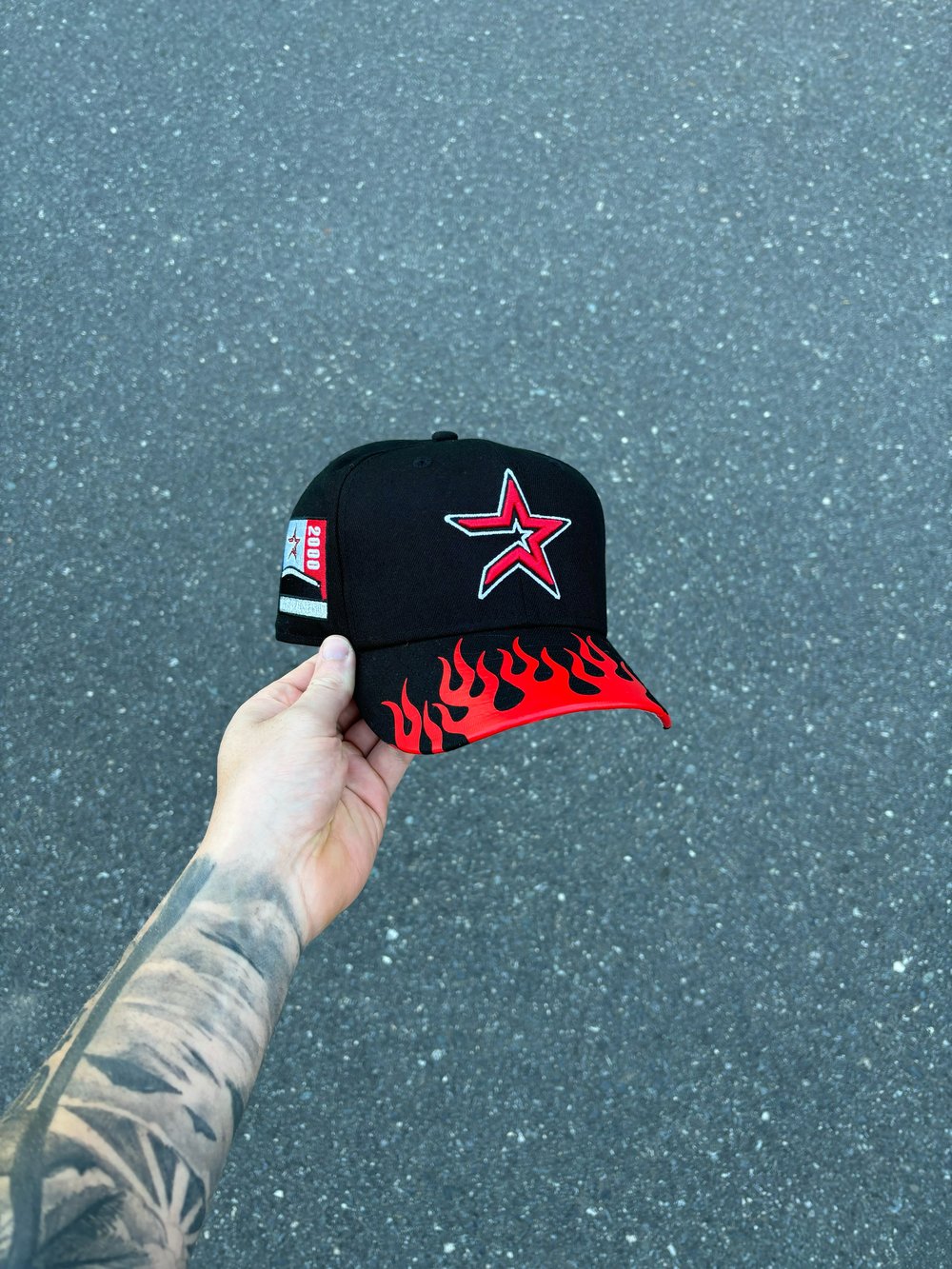 Image of  BLACK RED LOGO HOUSTON ASTROS CUSTOM FITTED CAP