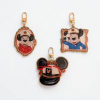Image 1 of Cruise | deluxe charms