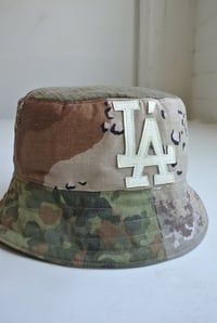 Image 2 of Reworked LÁ Reversible Bucket Hat Camo Beige Medium 23" 7 1/4