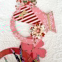 Image 2 of Baskets of Hearts & Flowers Swag II