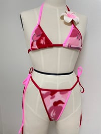 Image 2 of Micro top & small bottom