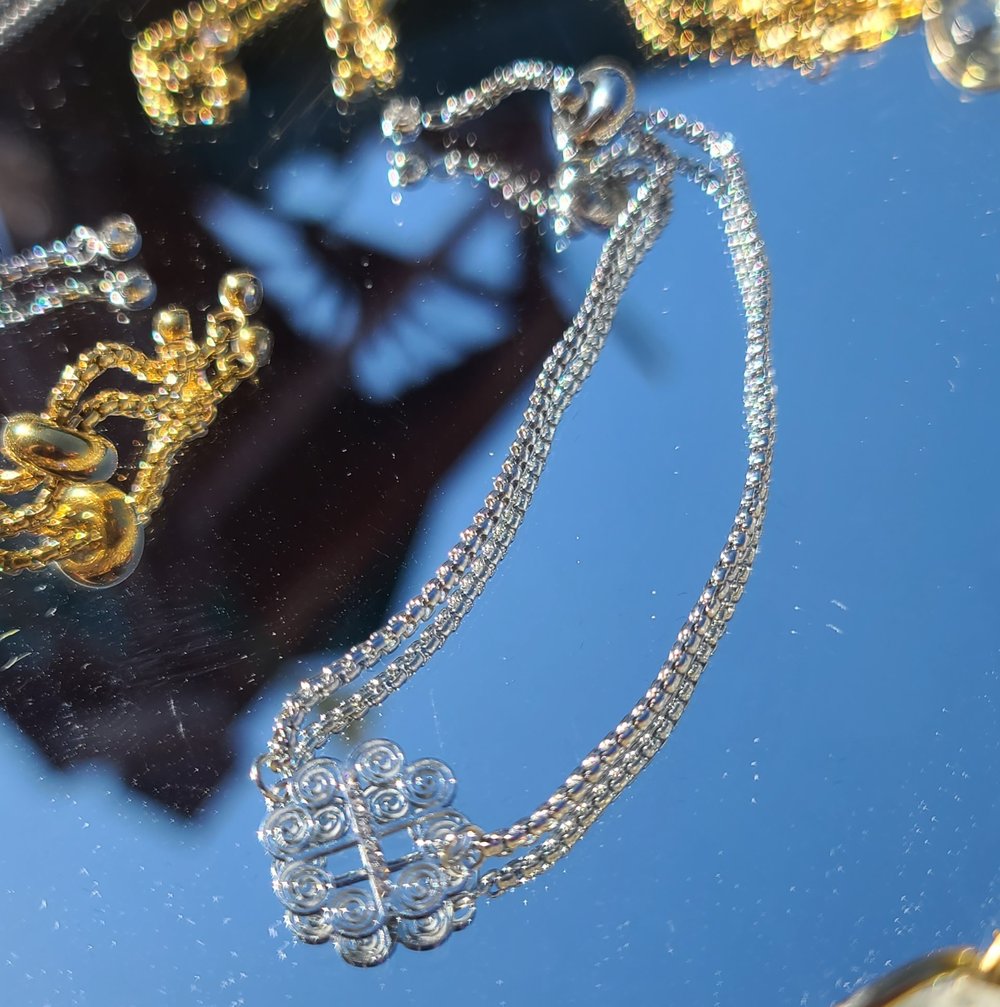 Image of Chia Bracelet - 18K Gold Plated, Hypoallergenic