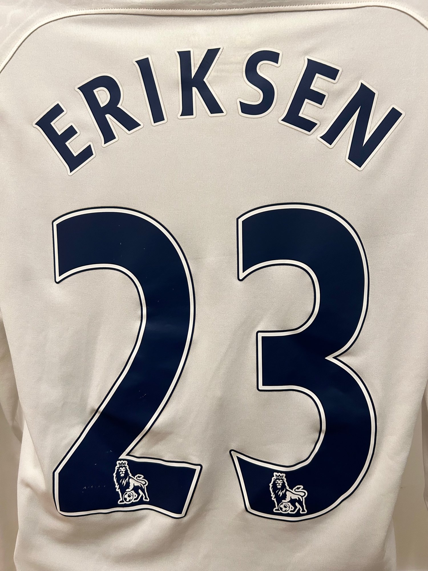 Image of Tottenham Hotspur “ERIKSEN 23” 2014/15 Home LS Shirt (S)