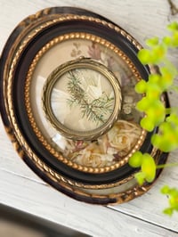 Image 2 of Ensemble de 3 cadres médaillons