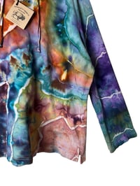 Image 5 of ♻️ UPCYCLED XXL Ladies Hoodie in Earthy Geode Ice Dye