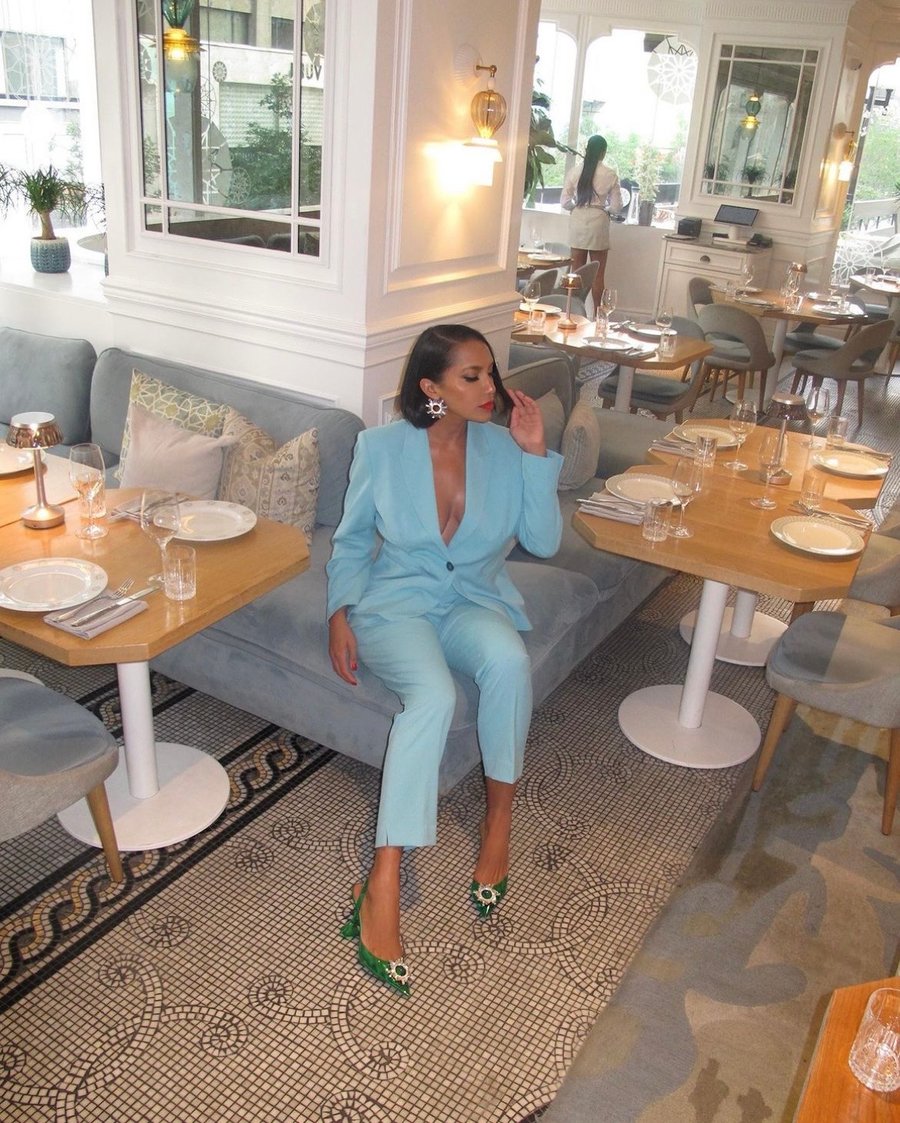 Image of ZARA CYAN BLUE 2-PIECE SUIT SET (US 12)