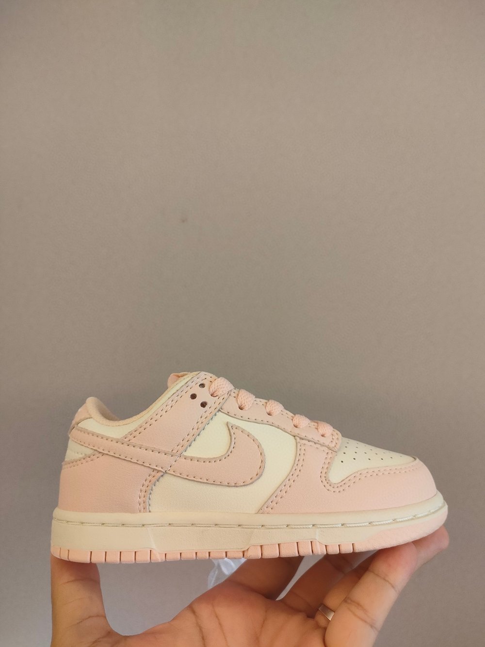 Image of Custom Sneakers Light pink 8c - 3Y