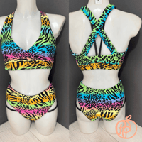 Image 13 of Sample sale 