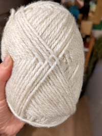 Norfolk Horn Aran - 50g ball with free pattern